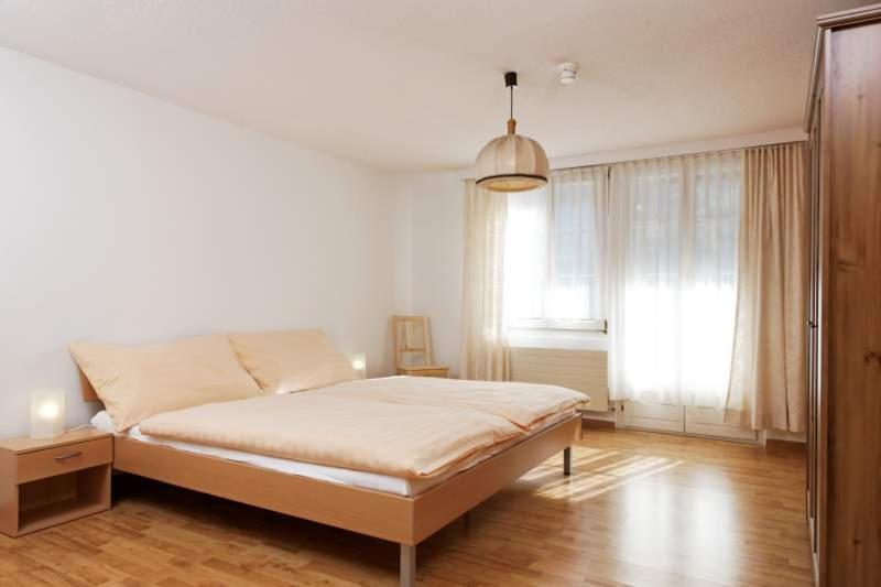 Ferienwohnung Bahnhoefli Лаутербрунен Стая снимка